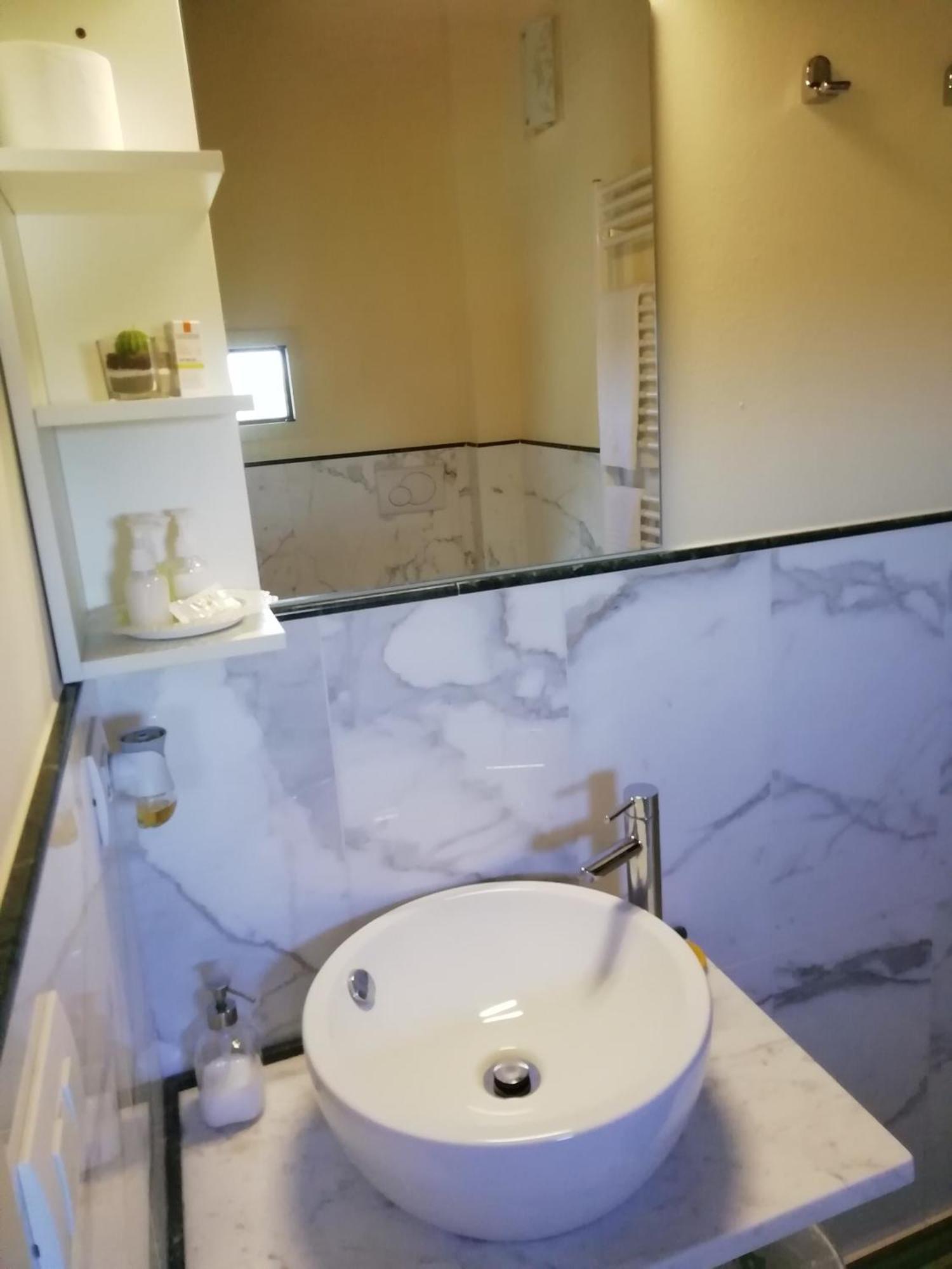 Bed&Breakfast La Zagara Querceta Pokój zdjęcie